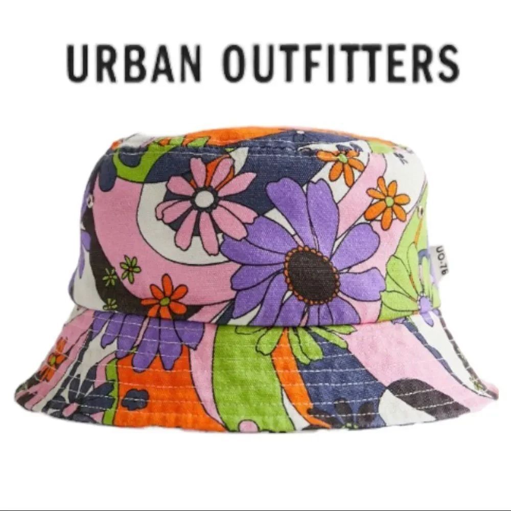 NEW Urban Outfitters UO Blake Printed Hippie Boho Flower Bucket Cap Hat